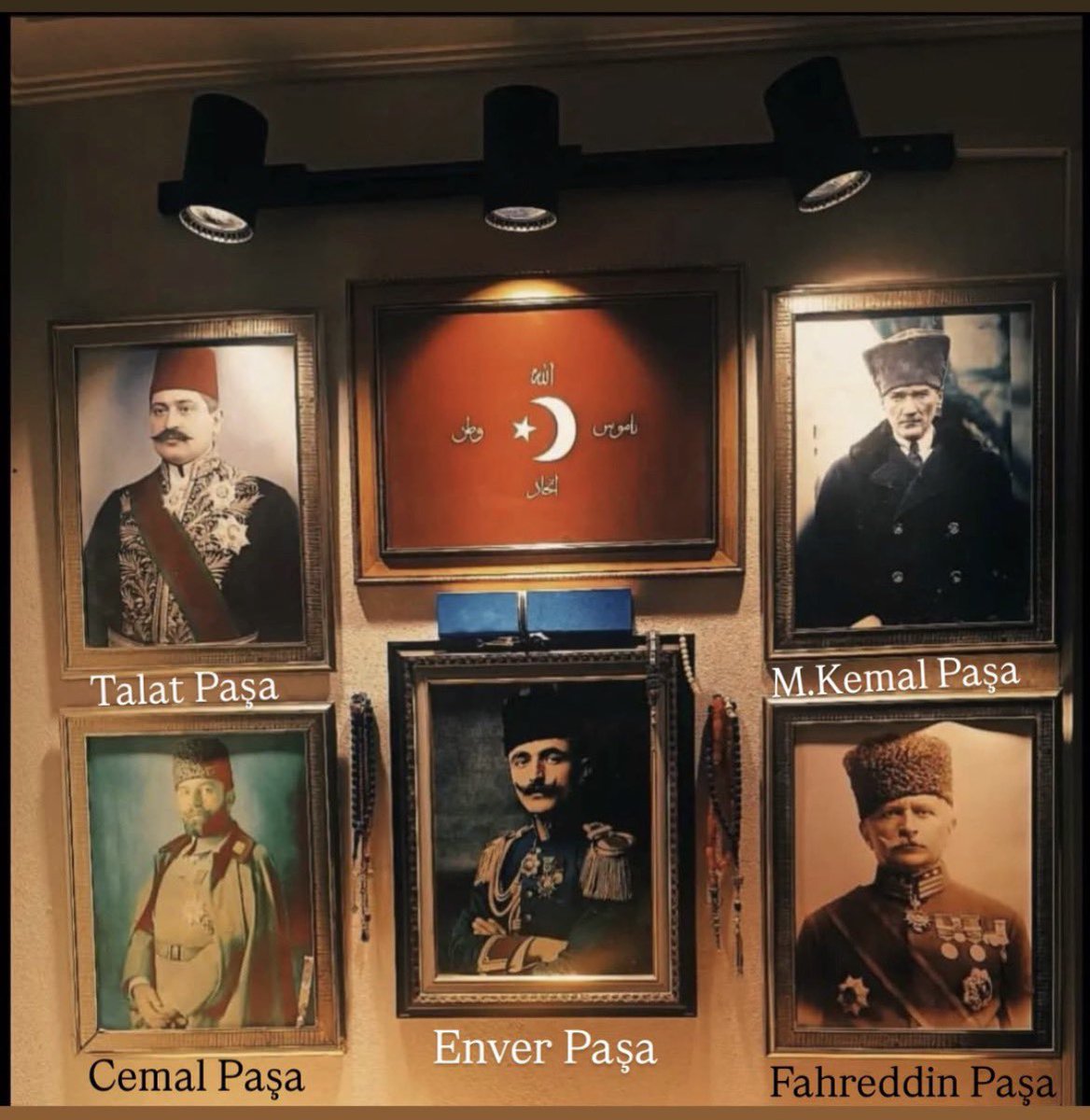 İttihatçı ruhu Türk milletinin içinde hala yaşamaktadır unutmayın …
#Türk #İttihatçı #Atatürk #Uyan #Diren #Unutma #Türkiye 🇹🇷