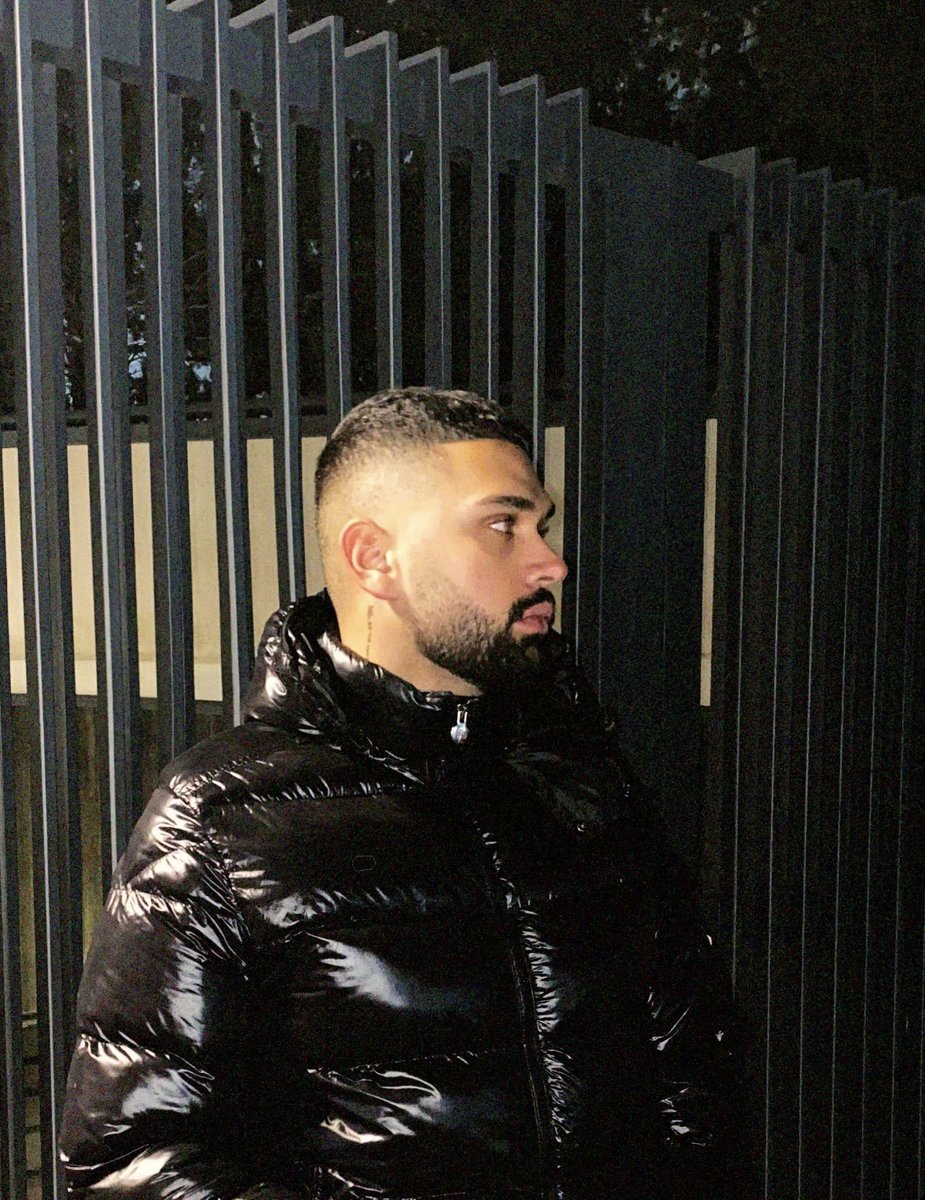 Bachmani13 tweet media