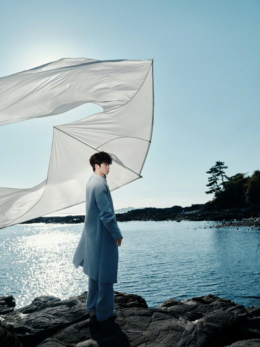 iampk_z's tweet photo. Weibo : QQ Music (2/3)

【Exclusive Behind-the-Scenes】 We've captured a solid and persistent figure! The grounding sense of security amidst the hustle and bustle, and the true sincerity in chasing dreams, are all hidden within these behind-the-scenes photos~

#梓渝 #ZiYu https://t.co/mrRHV4R08W