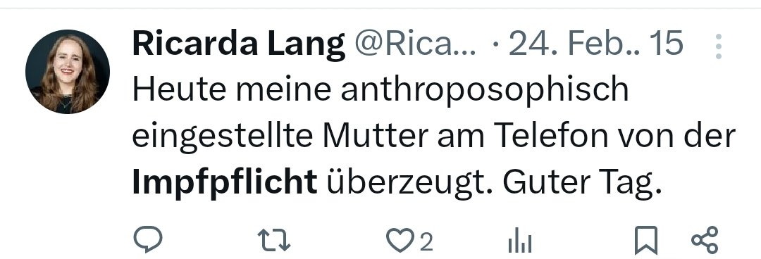 <a href="/Ricarda_Lang/">Ricarda Lang</a> Ihre Haltung während Corona ist 𝗪𝗜𝗗𝗘𝗥𝗟𝗜𝗖𝗛. Sie haben sich offen für eine allg. Impfpflicht ausgesprochen und bisher niemandem, der darunter gelitten hat, eine Entschuldigung angeboten. Dass sie 2015 sogar ihre Mutter von einer Impfpflicht überzeugt haben, empfinde ich