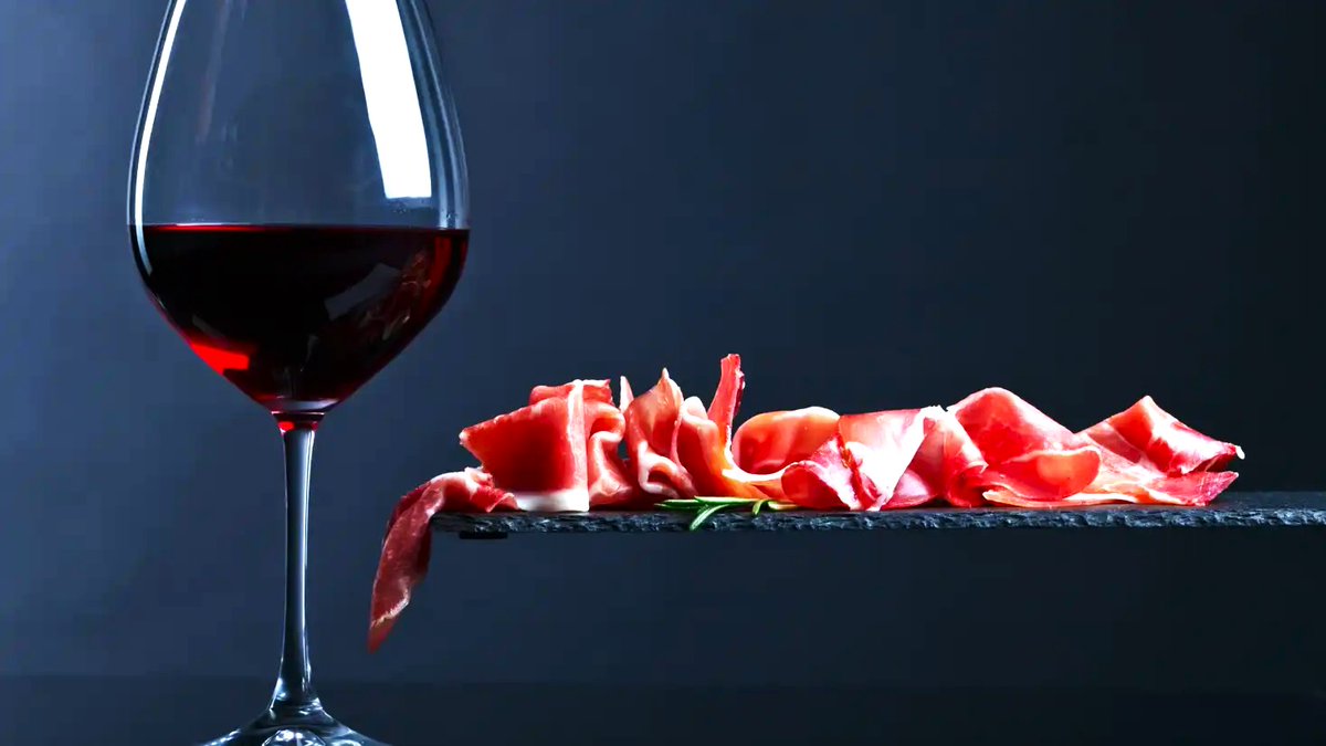 wineworldnews's tweet image. The best Spanish wines of 2025 at @WineSearcher tinyurl.com/45jc4bx8 #vino #vinos #Spain #spanish #wine #wineworldnews @2002Vinos @ICEx_official @Vinos_ICEX @LuisGutierrezSD @noble_selection @ZoltanCsabaNagy @timatkin @SpainFoodWineUS