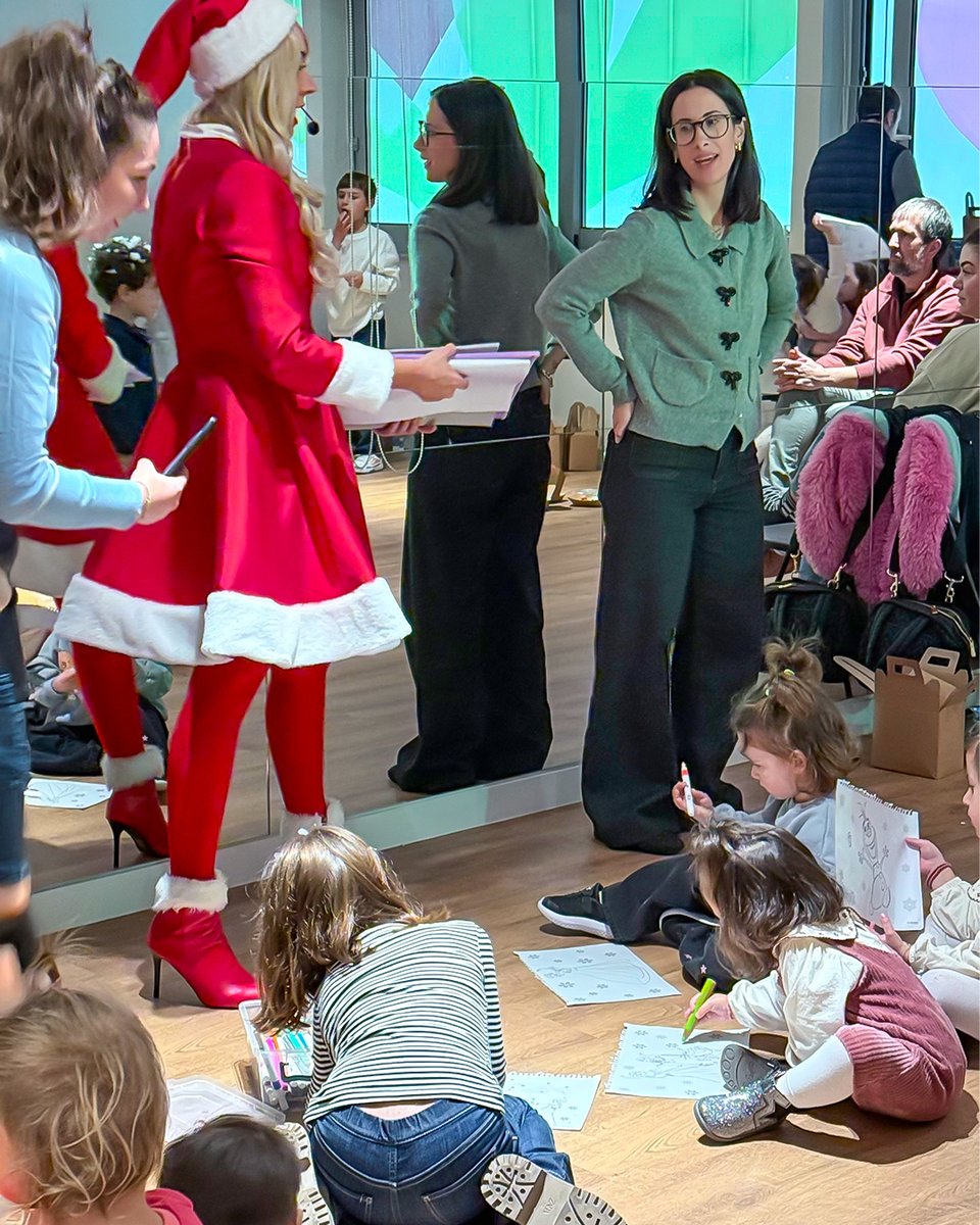 🎈 Giggles, games &amp; Christmas cheer filled our office at the #Kids_Party!

Big shoutout to our little guests &amp; their parents for making it magical! 

#StarttechCulture #ChristmasAtWork #OfficeVibes