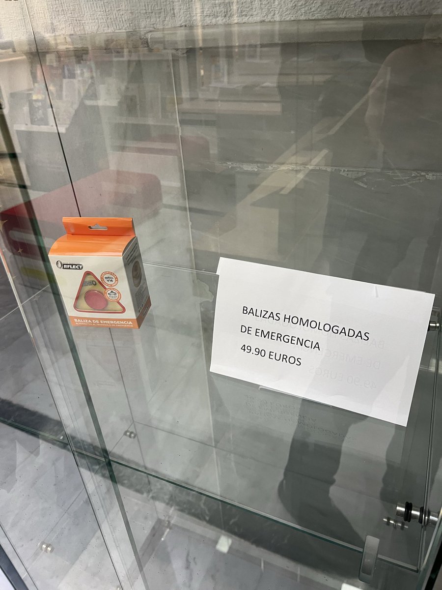 En la oficina de correos de Guadix