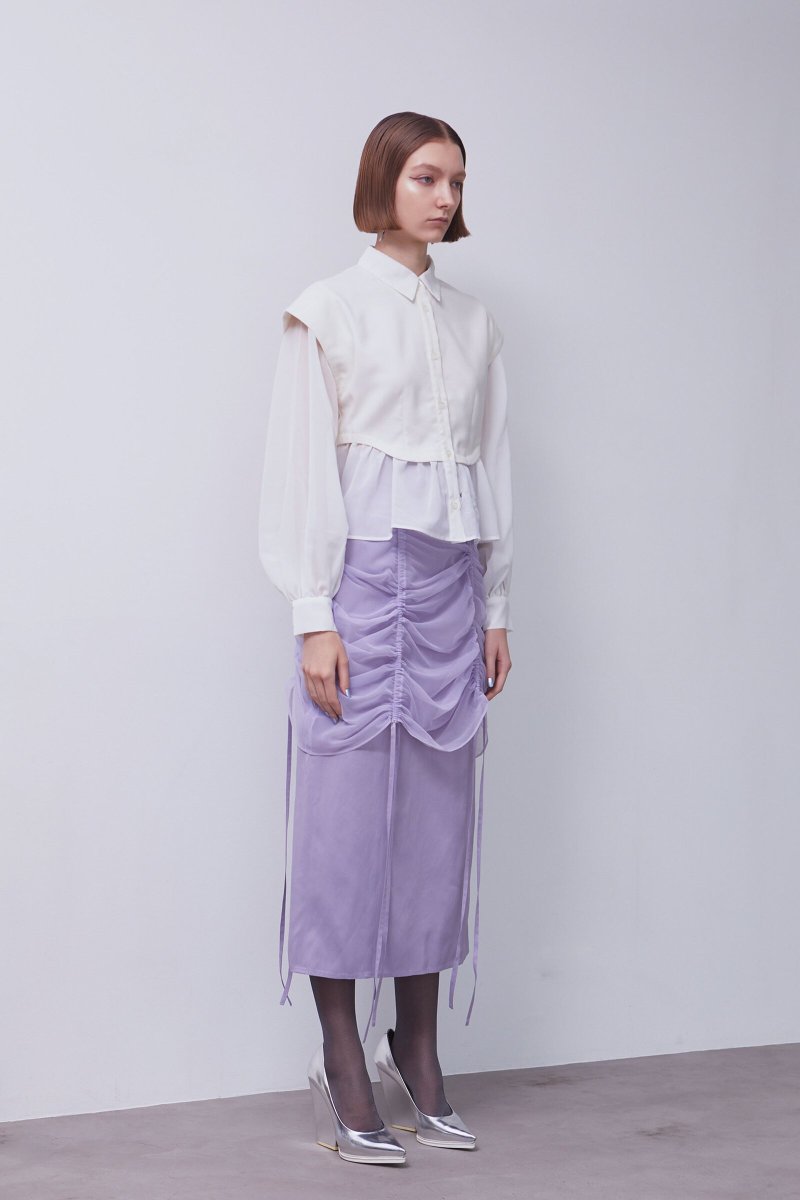 kendam_com's tweet photo. Uruh Fall Winter 2025-2026 collection lookbook https://t.co/PcRtiGXotb

#Uruh #FW25 #AW25 #Lookbooks #Tokyo #Kendam https://t.co/Rfo6NLBlR6