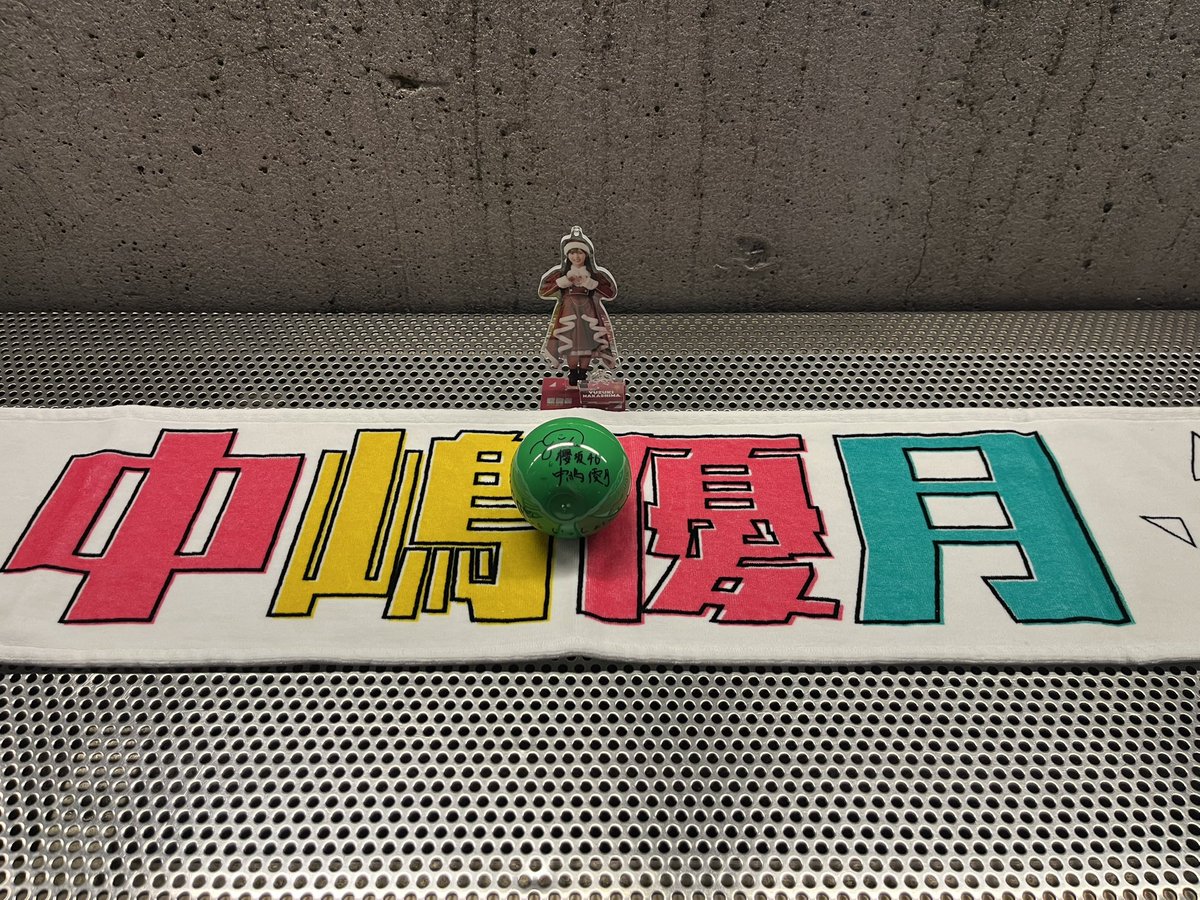 防彈少年團☆サインボール☆SALE開始☆ 何が起こったかというとですが、 人生初サインボールゲットでした