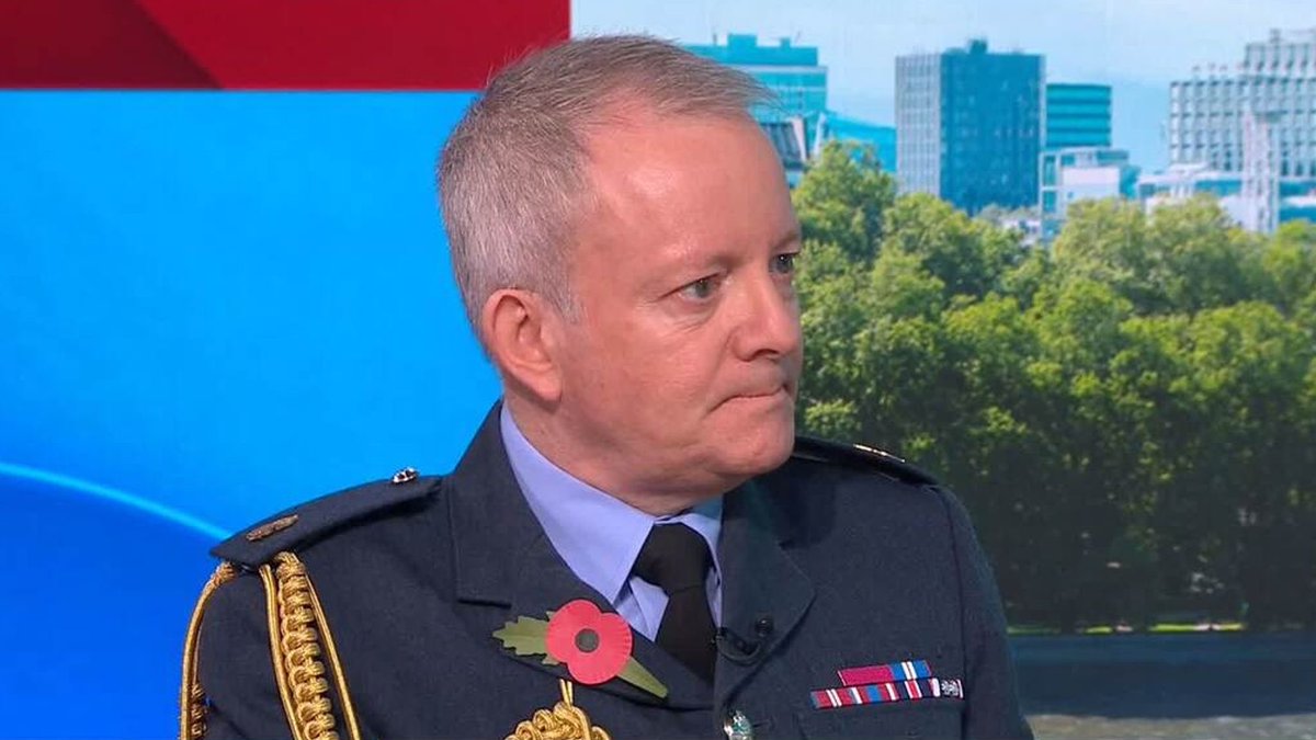 preppers_uk's tweet photo. The UK’s “sons and daughters” must get ready to fight Russia, says the head of Britain's armed forces

Air Chief Marshal Sir Richard Knighton adds that Russia plans to “destroy NATO” and so “more families will know what sacrifice for our nation means” if we need to go to war https://t.co/K5f3LgE43c