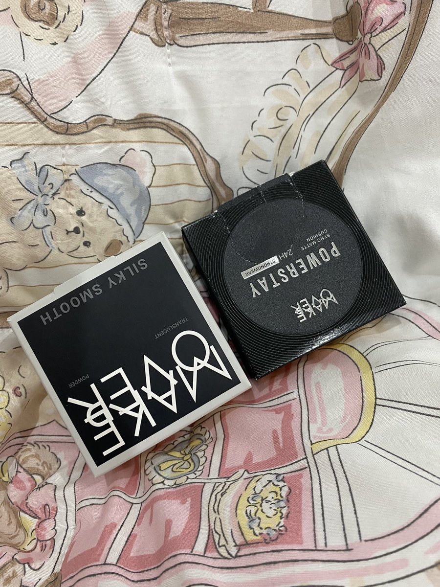 fortwonateson's tweet photo. wts want to sale make over powerstay sync matte cushion shade w33, make over translucent powder shade vanilla, salah beli shade huhu😭😭

cushion 199k
loose powder 100k
take both 285 aja

cushion blm dipake samsek
loose powder baru dipake sekali utk test shade nyaa, dm for more! https://t.co/pv6nU2ZiOE