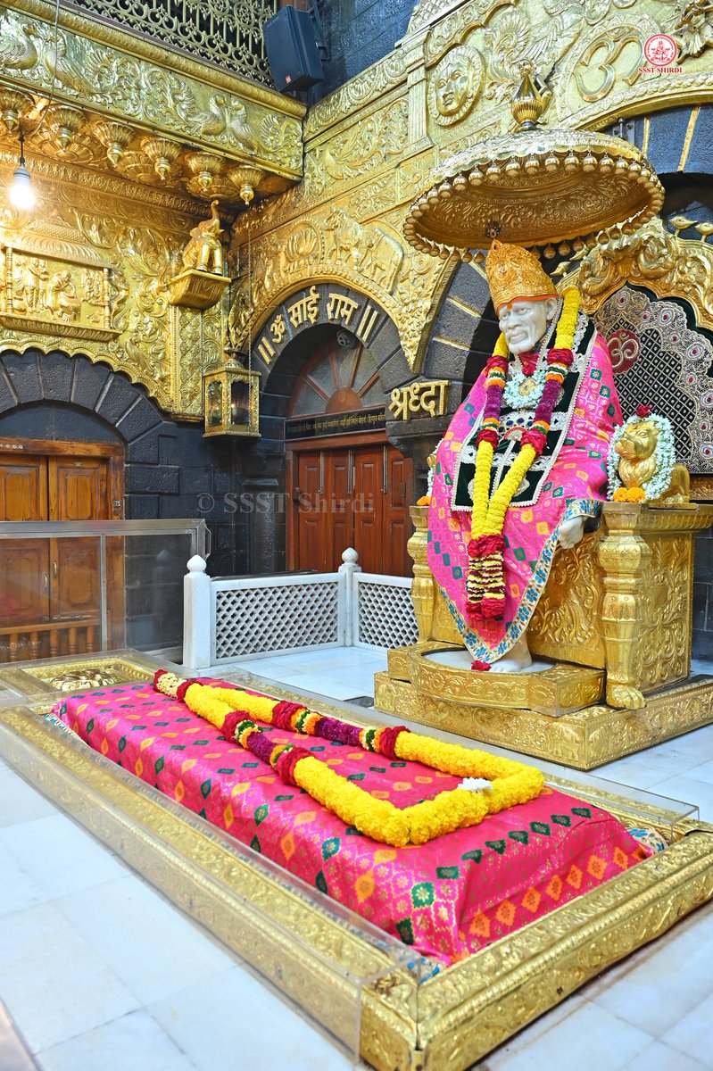 SSSTShirdi's tweet photo. *!! ॐ साई राम !!*
*श्री साईबाबा संस्थान विश्वस्त व्यवस्था,शिर्डी*
*!! ॐ Sai Ram !!*
*Shri Saibaba Sansthan Trust, Shirdi*
≈≈≈≈≈≈≈≈≈≈≈≈≈≈≈≈≈ 
*आरती :  धुपारती*    
*मंगळवार १६ डिसेंबर २०२५*  
*Aarti :- Dhooparti*
*Tuesday 16 Dec 2025* https://t.co/D64vZqwnnv