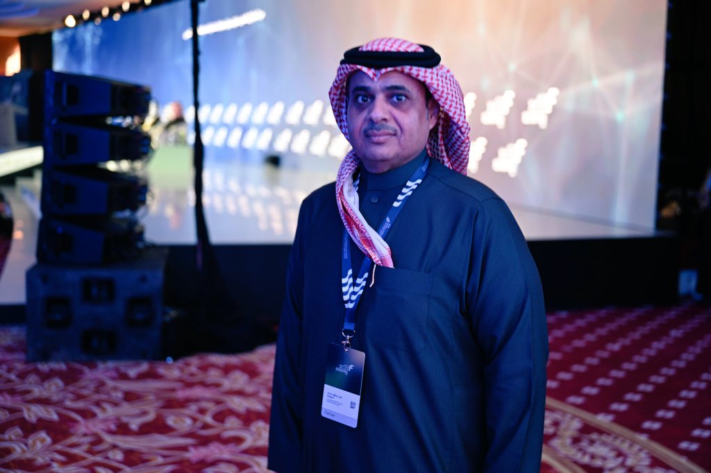 أود أن أتوجه بجزيل الشكر والتقدير... للأستاذ فايز الحويفي على جهوده المبذولة في #منتدى_الحدود_الشمالية_للاستثمار موفق ومعان