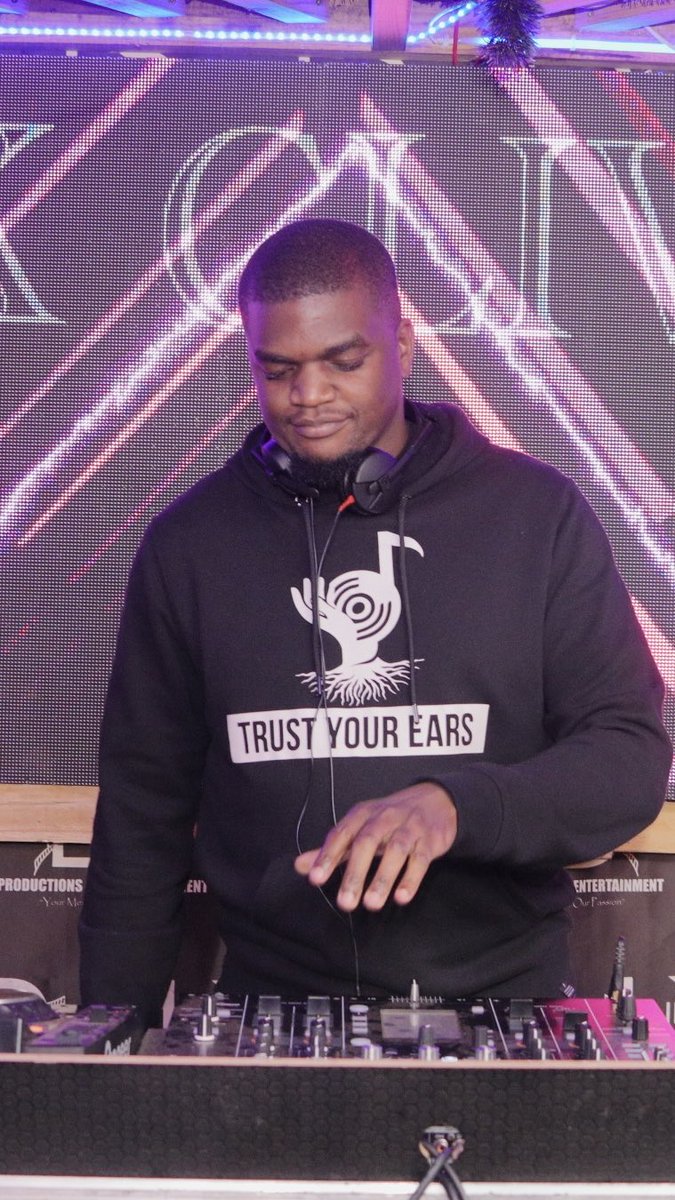 M.K Clive tweet media