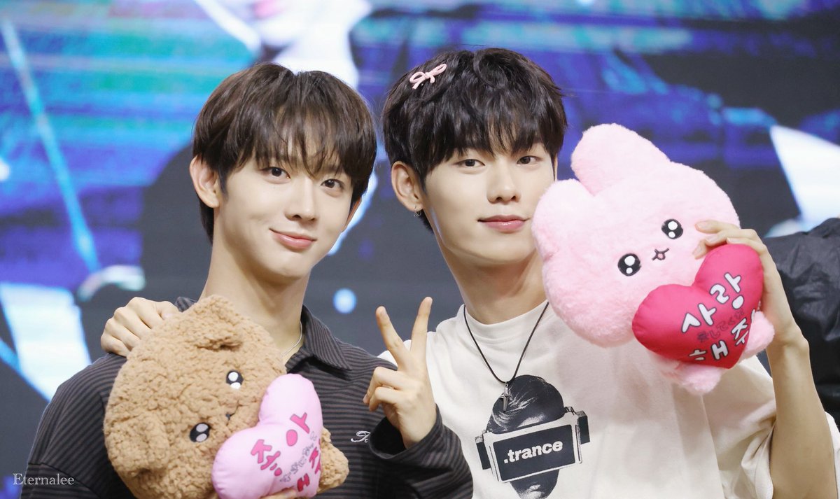 0911_leej's tweet photo. 250914

#EVNNE #이정현 #유승언 https://t.co/tU1N28kCN4