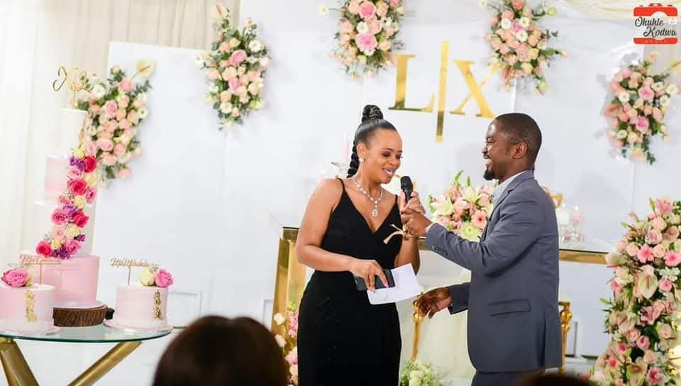madwayisa's tweet photo. To infinity and beyond🍾🥂🧑‍🤝‍🧑💑❤️. #weddinganniversary #14yearslater #celebration #grateful #gratitude @madwayisa
📌 Johannesburg, South Africa 🇿🇦 https://t.co/oRjDenb8jR