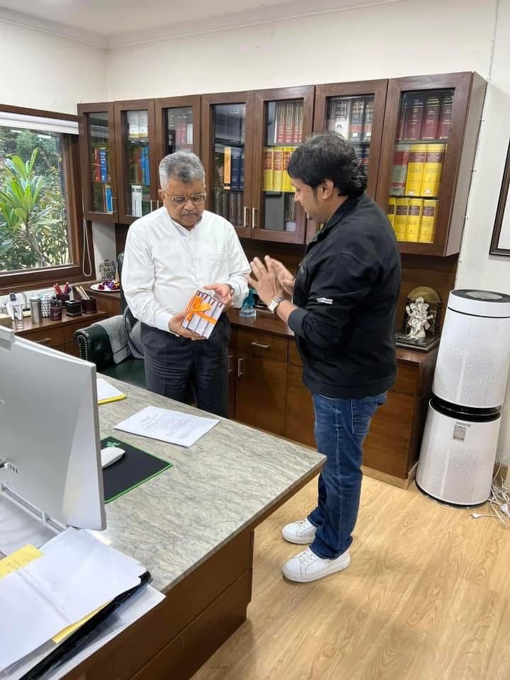 prash2011's tweet image. Shri. Tushar Mehta, 

Solicitor General of India.

The SGI is the second-highest law officer of the country,

Tusharbhai is the second-longest serving #solicitor general of India after C. K. Daphtary.

#TusharMehta #citizenofbharat #prashantkarulkar