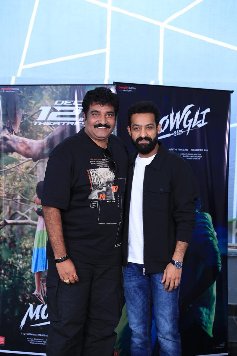 “Chala baaga chesadu raaja… acting kooda iragathesaadu” - words spoken by <a href="/tarak9999/">Jr NTR</a> at the #Mowgli teaser launch.

Thank you TARAK for your support to <a href="/RoshanKanakala/">Roshan Kanakala</a> and the entire @mowglithemovie team ❤️

#Mowgli2025 in cinemas now 🎬
Book your tickets now ⬇️
