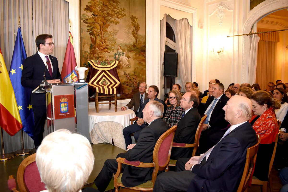 El discurso de <a href="/JoseaRuperez/">José Antonio Rupérez Caño</a> en la XXI Edición Trofeo Vestido Luces Rioja y Oro 2025 en el Centro Riojano de Madrid ya está disponible en Youtube.
youtu.be/8wh6P1TwyIE?si…