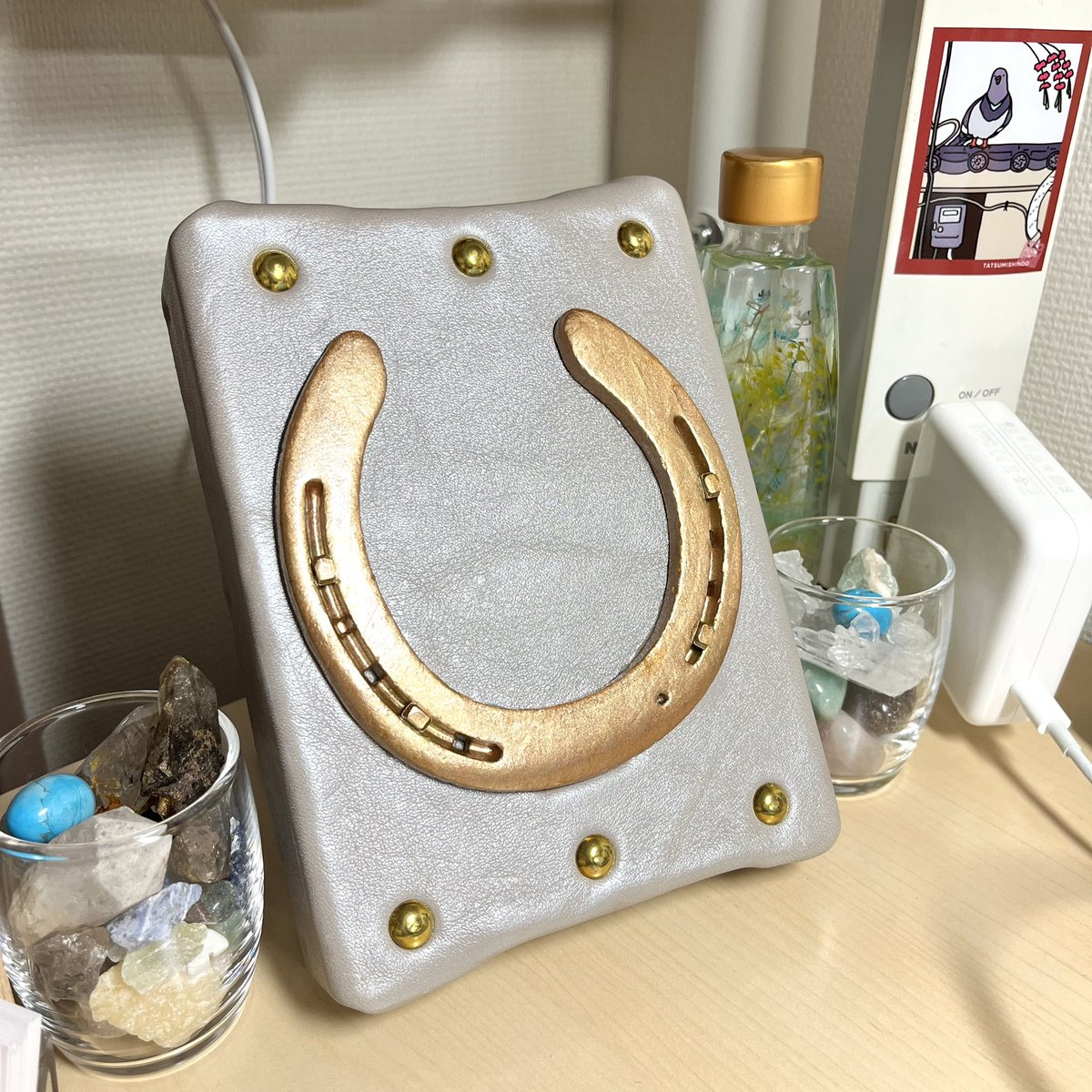 yoshiになりました他の方はご遠慮下さい 蹄鉄100個 yoshi様専用になりました他の方はご遠慮下さい 蹄鉄100個とおまけ無口2