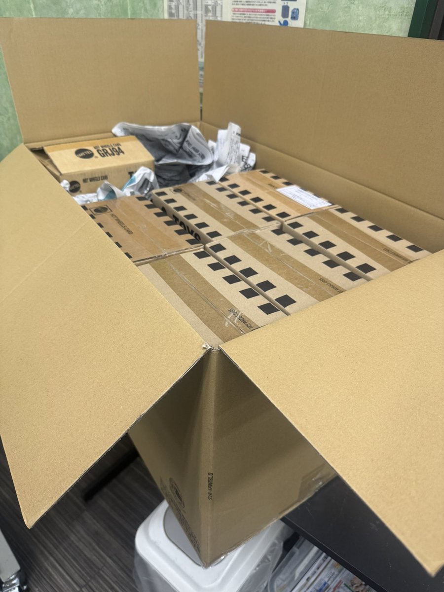 hells_dept_jdc's tweet image. 別の孤児院にホットウィール 
250台発送

ホットウィールで儲けた金は
ホットウィール に使う。

以上。