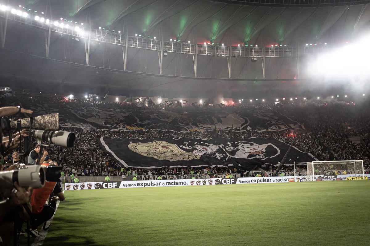 newscolina's tweet photo. 🚨 Os ingressos para a partida de volta da final da Copa do Brasil, contra o Corinthians (21/12), estarão à venda a partir desta terça-feira (16), às 10h.

📸 | Matheus Lima https://t.co/09nbw6Tnt6