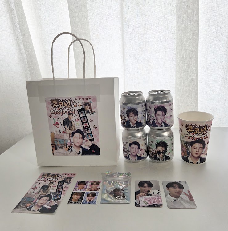 25_XIADAY's tweet photo. ❤️2025 준수 생일 카페 이벤트❤️

방문 못하신 코코넛들을 위해 
캔배송폼을 오픈합니다
선착주문  특전(15명)

아래 링크를 통해 주문 가능합니다!
https://t.co/0iNCrHl0q8 https://t.co/6DKpTVzfrE