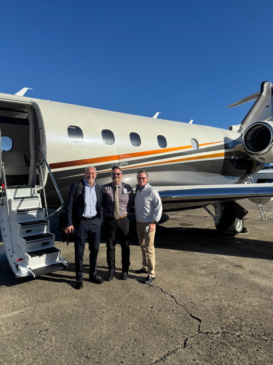 How did Schiff pay for the private jet? With gold… or Bitcoin? 😂