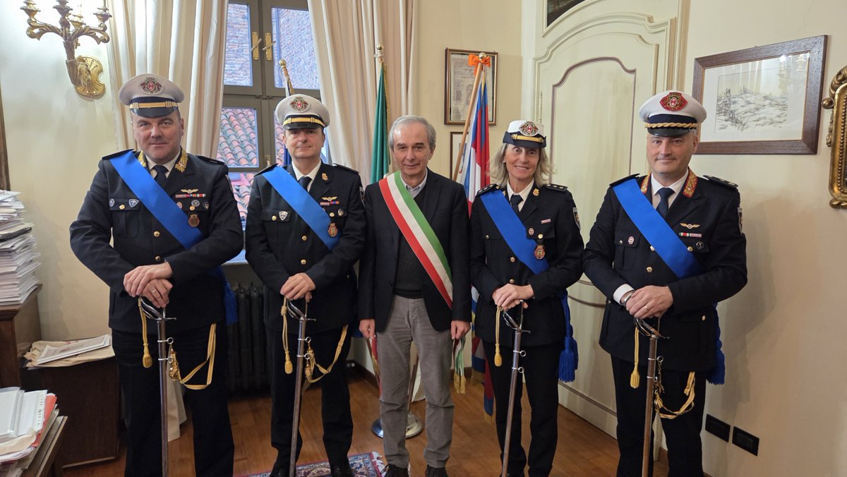 comunebra's tweet image. Due nuovi ufficiali per la Polizia Locale di Bra comune.bra.cn.it/it/news/due-nu…