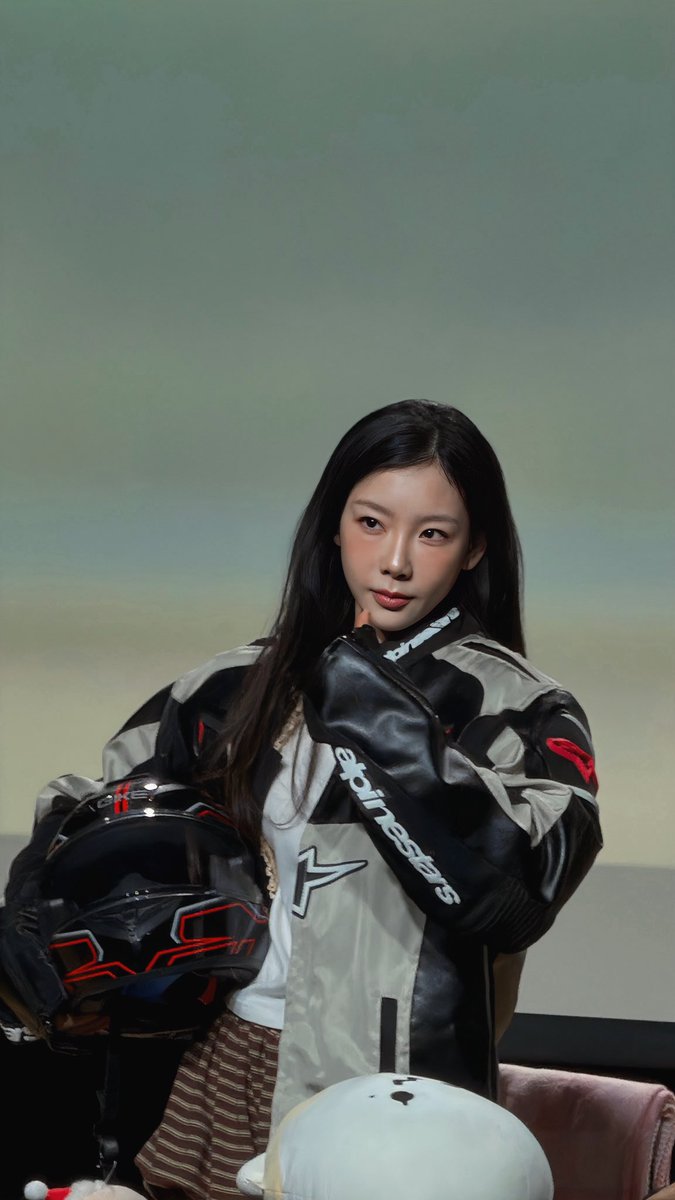 하랑🦋 tweet media