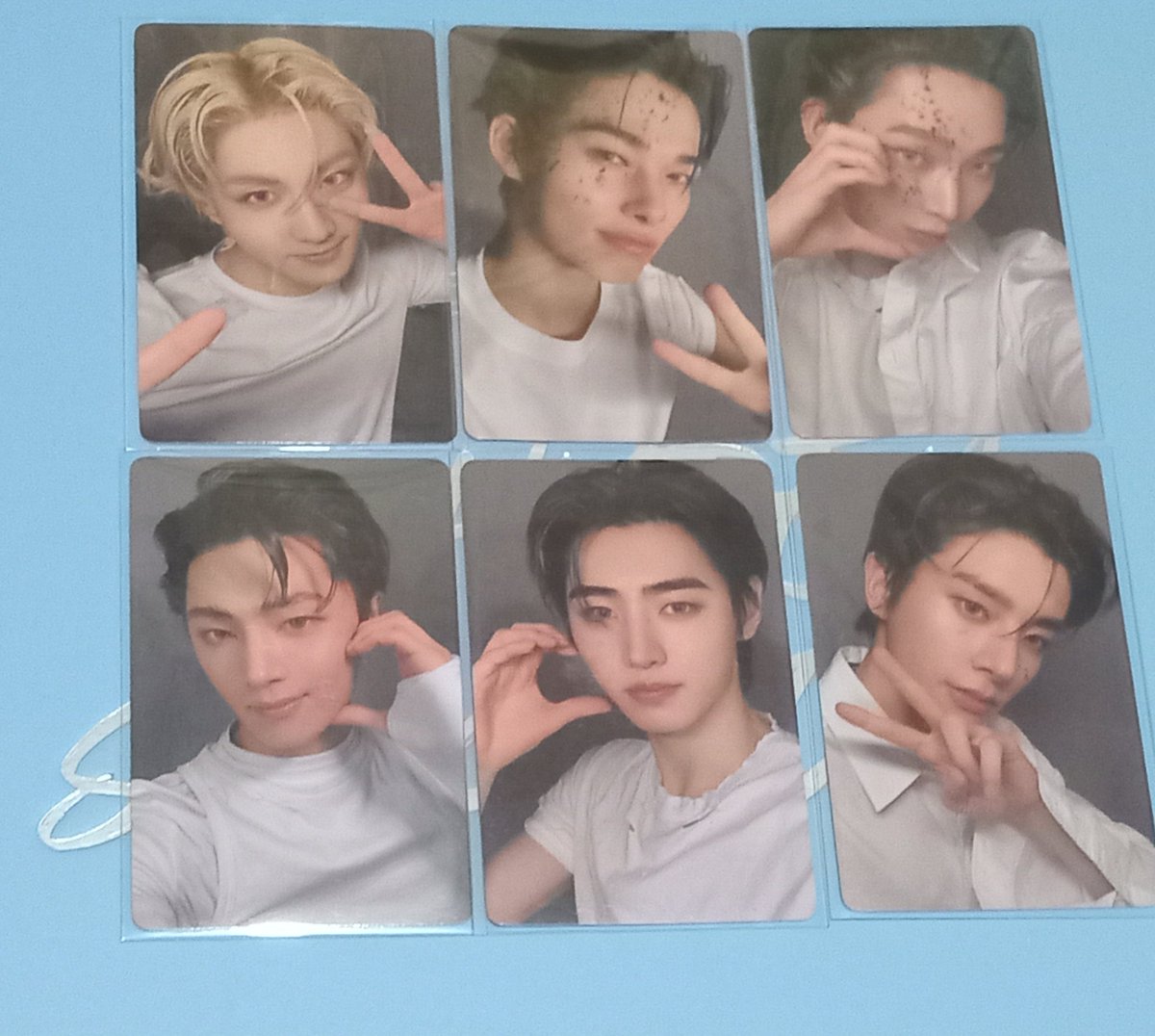 MISCKA17's tweet image. #ensell yzy r2 enhypen 
take all 290.000 
ready ina 

✅ keep event
🏠 jatim