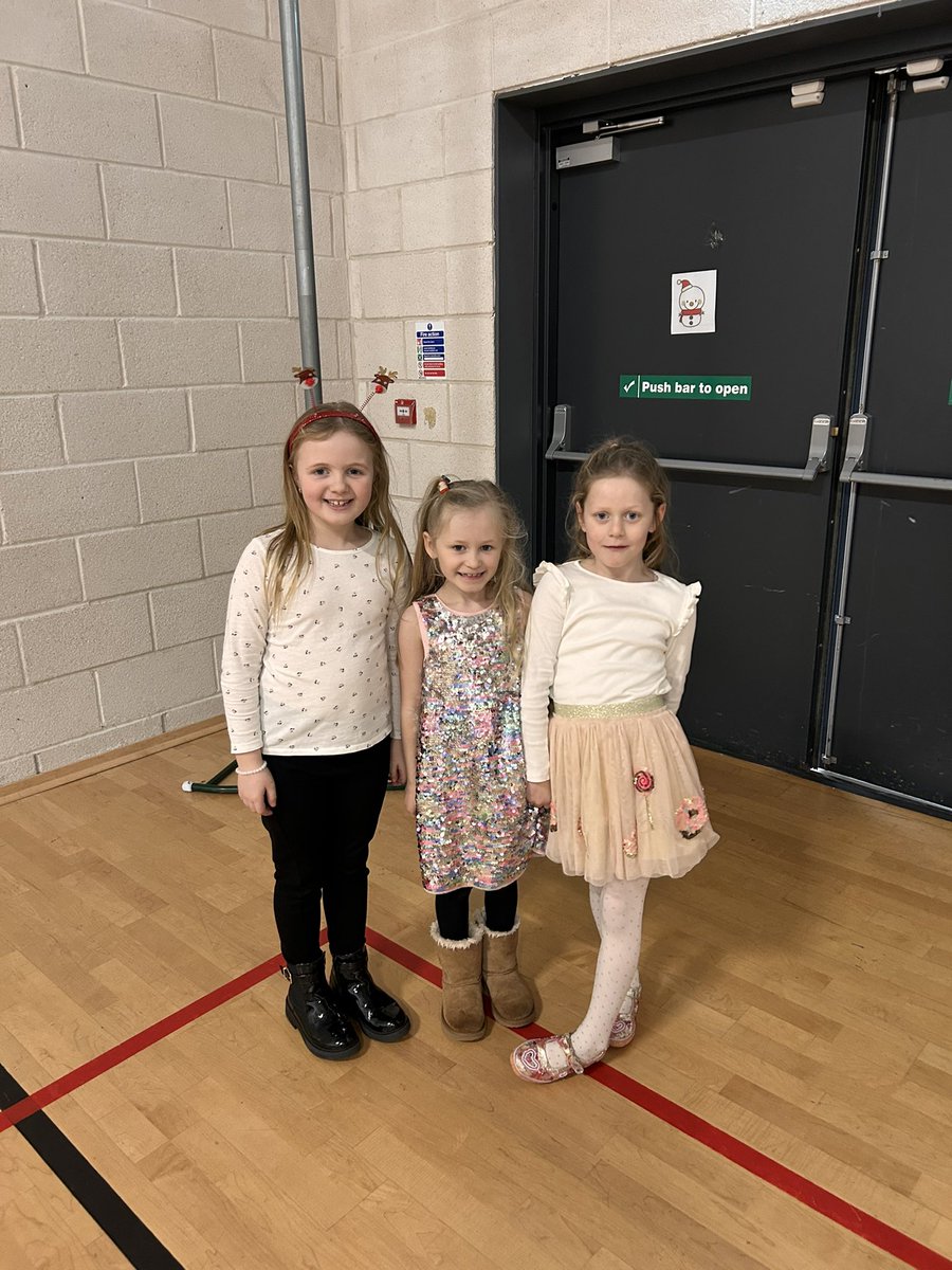 P2/3 Mrs Alexander tweet media