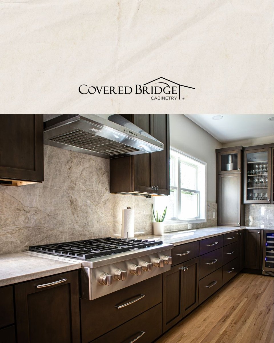 CoveredBridge_'s tweet image. Open-concept kitchens rely on strong cabinetry planning. This layout uses cabinetry to define zones and support dual islands. Creating separate areas for prep, storage, and gathering while maintaining clean sightlines throughout the space#CoveredBridge 

#HomeDesign