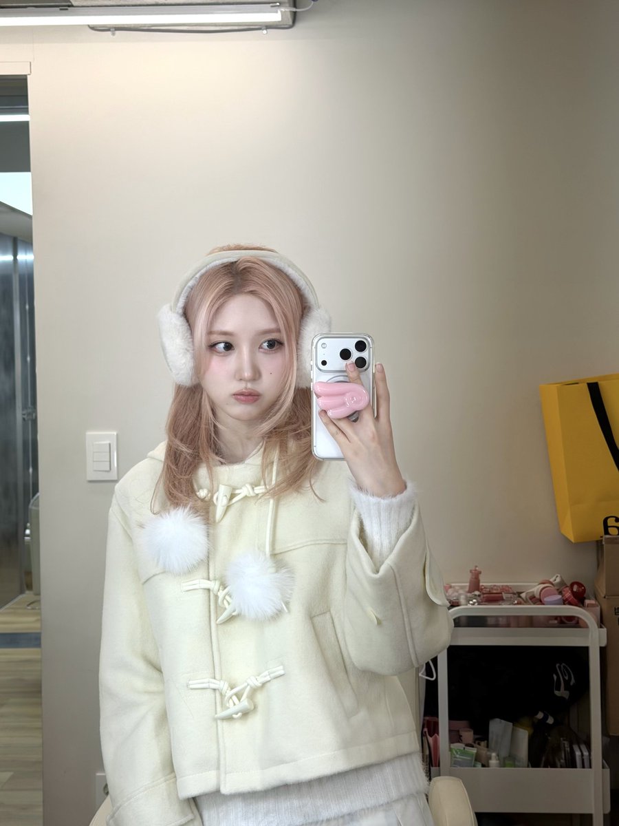 ivepics_'s tweet image. 🐿🫧