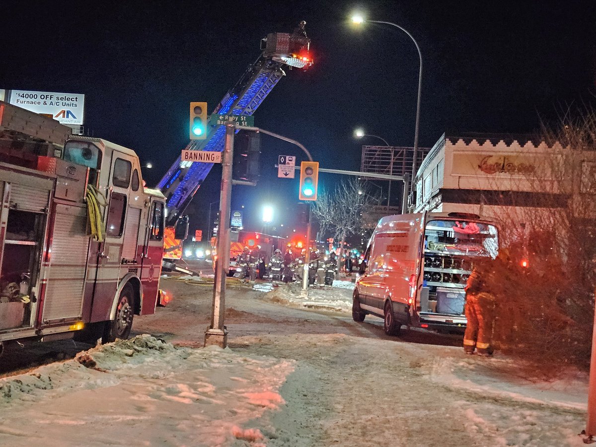 Fire crews were called to Portage Ave and Banning around 5:27 this morning.  Westbound Portage is closed. Traffic being sent through a parking lot and down the back lane. #cbcmb