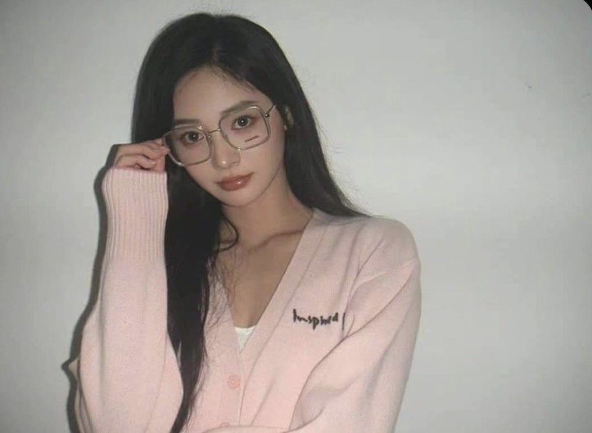 pristin updates ⋆˙⟡ tweet media