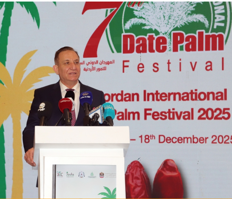 مندوبا عن الملك.. وزير الزراعة يفتتح المهرجان الدولي السابع للتمور الأردنية 