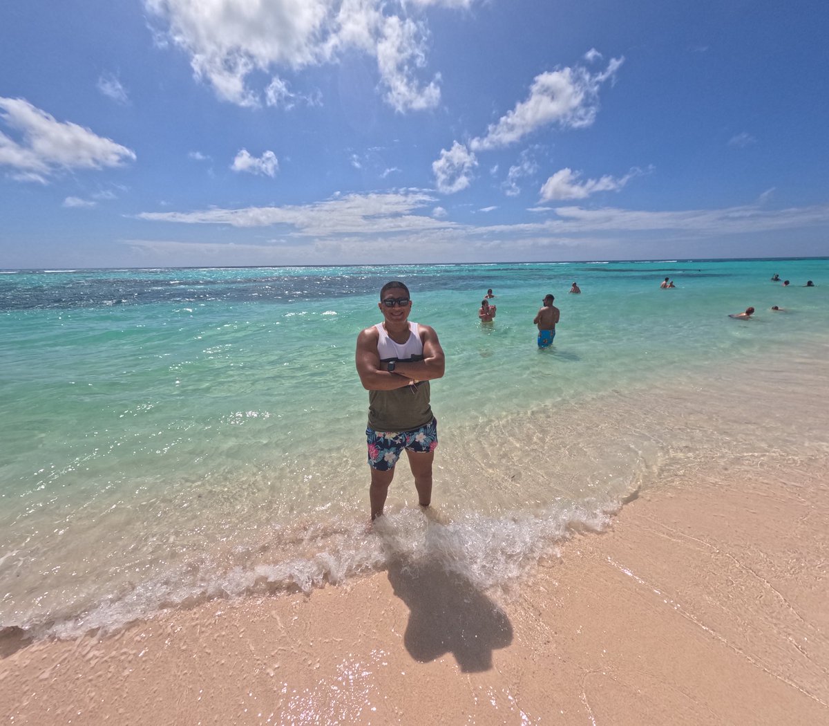 R___rivera's tweet photo. Rep. Dominicana / Punta Cana ❤️ https://t.co/2dHmEP8odx