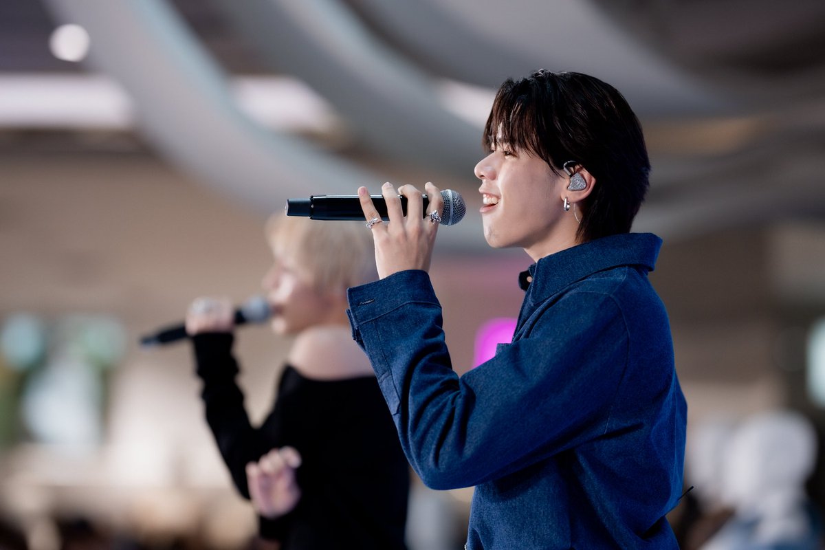 งื้อออออออ ~ ภาพที่มีเสียง 

#CDSSaranJeansXLegoTui #GRANDOPENING_SARANJEANS #SARANJEANS #อั้มพัชราภา #TuiChayatorn #Lego_Rapeepong