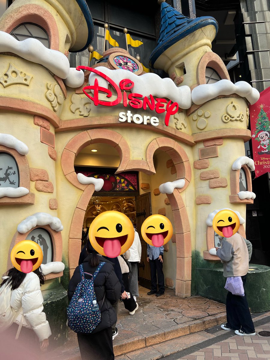 HarusonaY's tweet photo. 渋谷のディズニーストア
久しぶりに行って来た😃 https://t.co/gJeso2BUyf