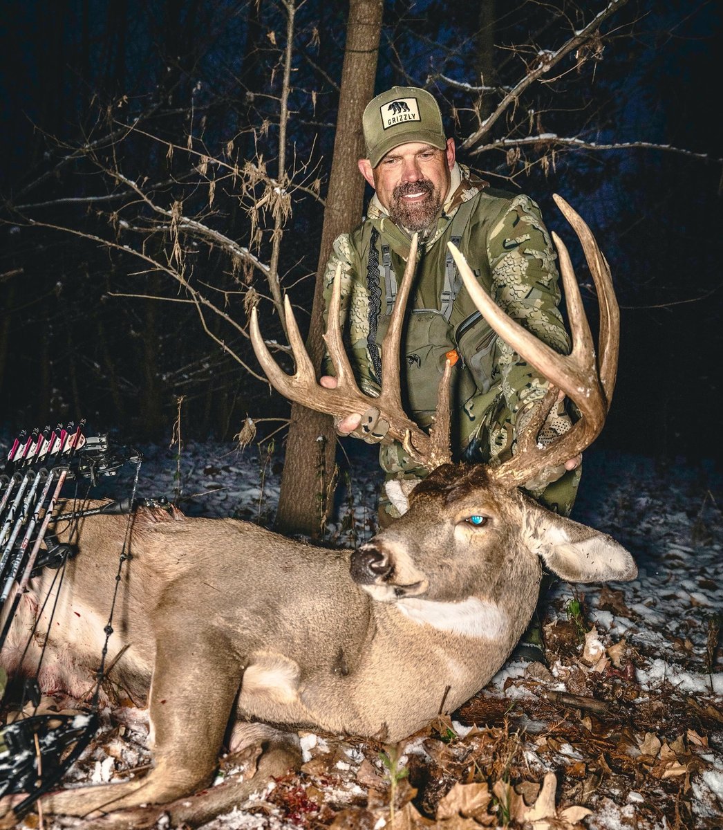 outdoorsmencom's tweet photo. Congratulations to Lee Lakosky of The Crush on tagging his first Indiana whitetail, nicknamed "Powerball"! A hunt to remember in the Hoosier State. 🦌👏
-
-
-
#deerhunting #indianahunting #whitetail #hunting https://t.co/gxcVbu3SNa