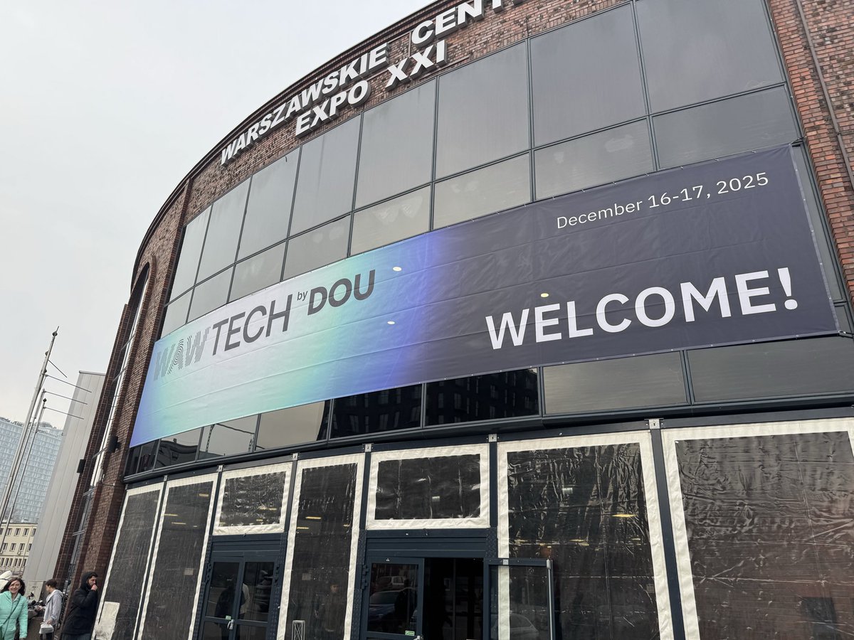 dkundel's tweet photo. 👋 hello #WAWTech! Excited to be speaking at 15:30 about all things agents. Hope you join me 😊 https://t.co/lHuLA1x8xY