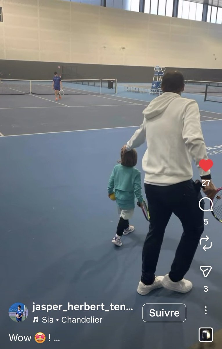 Rafa and Junior today at the RNA 😍🎾 
Racket in right hand 😉