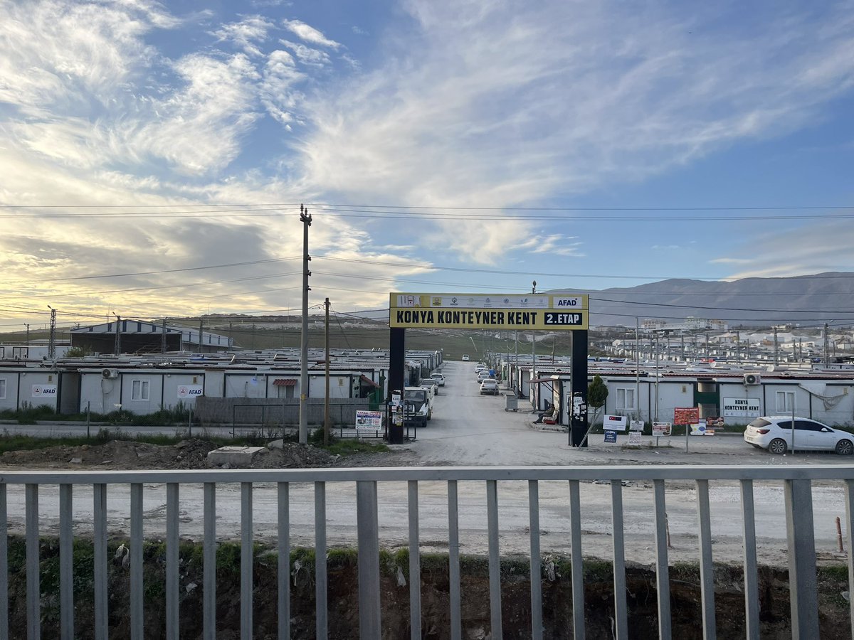 Hatay….
3’üncü kış…
Hala konteynerkentler….
Sözün bittiği yer…