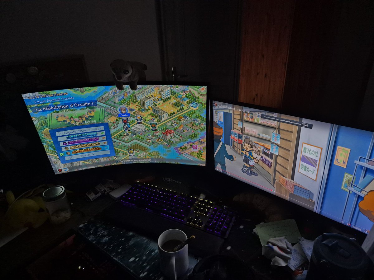 Dizouillle's tweet image. Mon chéri @MatPaws n'est pas du tout dans un hyperfoccus Inazuma Eleven :')