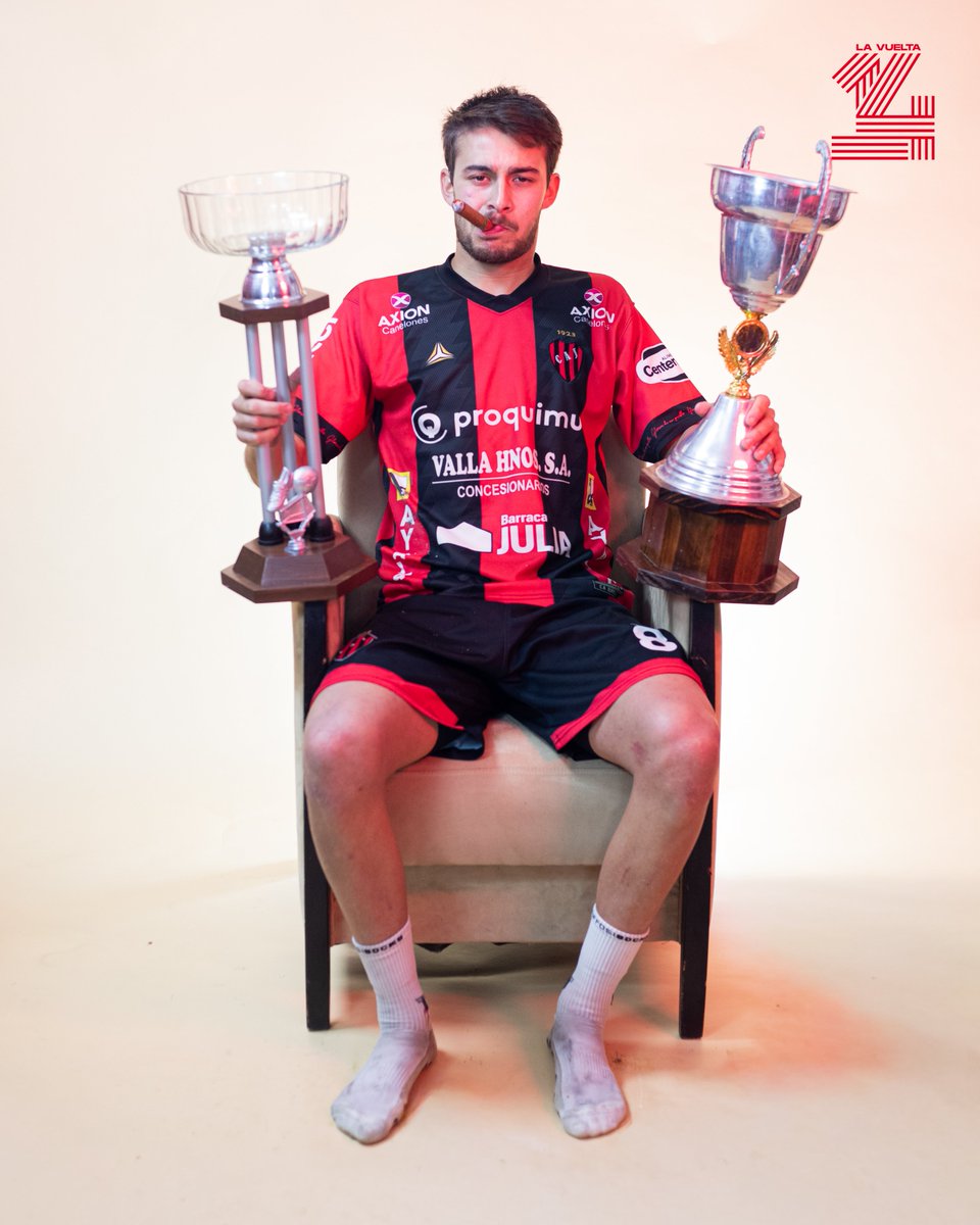 ✍🏻 𝑬𝒔𝒕𝒂𝒎𝒐𝒔 𝒆𝒔𝒄𝒓𝒊𝒃𝒊𝒆𝒏𝒅𝒐 𝒉𝒊𝒔𝒕𝒐𝒓𝒊𝒂

La carta que mandó Lautaro Rosas al plantel el domingo por la mañana, antes de salir a jugar.

Un mensaje que resume meses de trabajo, un vestuario sano y la convicción de que las cosas importantes se construyen juntos.