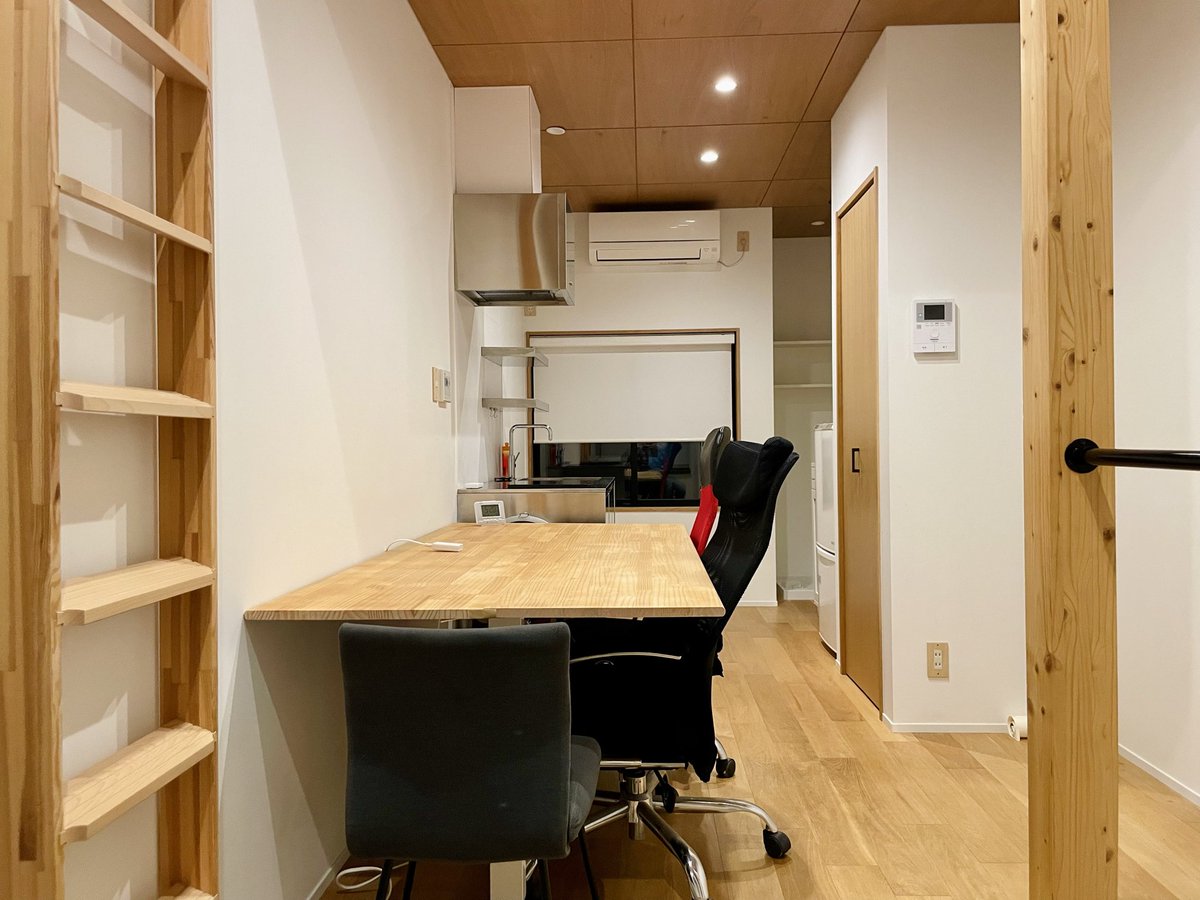 ArchiTech_Inc's tweet photo. 今年も1年間お世話になった京都オフィスの大掃除！
来年もよろしくお願いします🙇 https://t.co/mtFGURhZY4