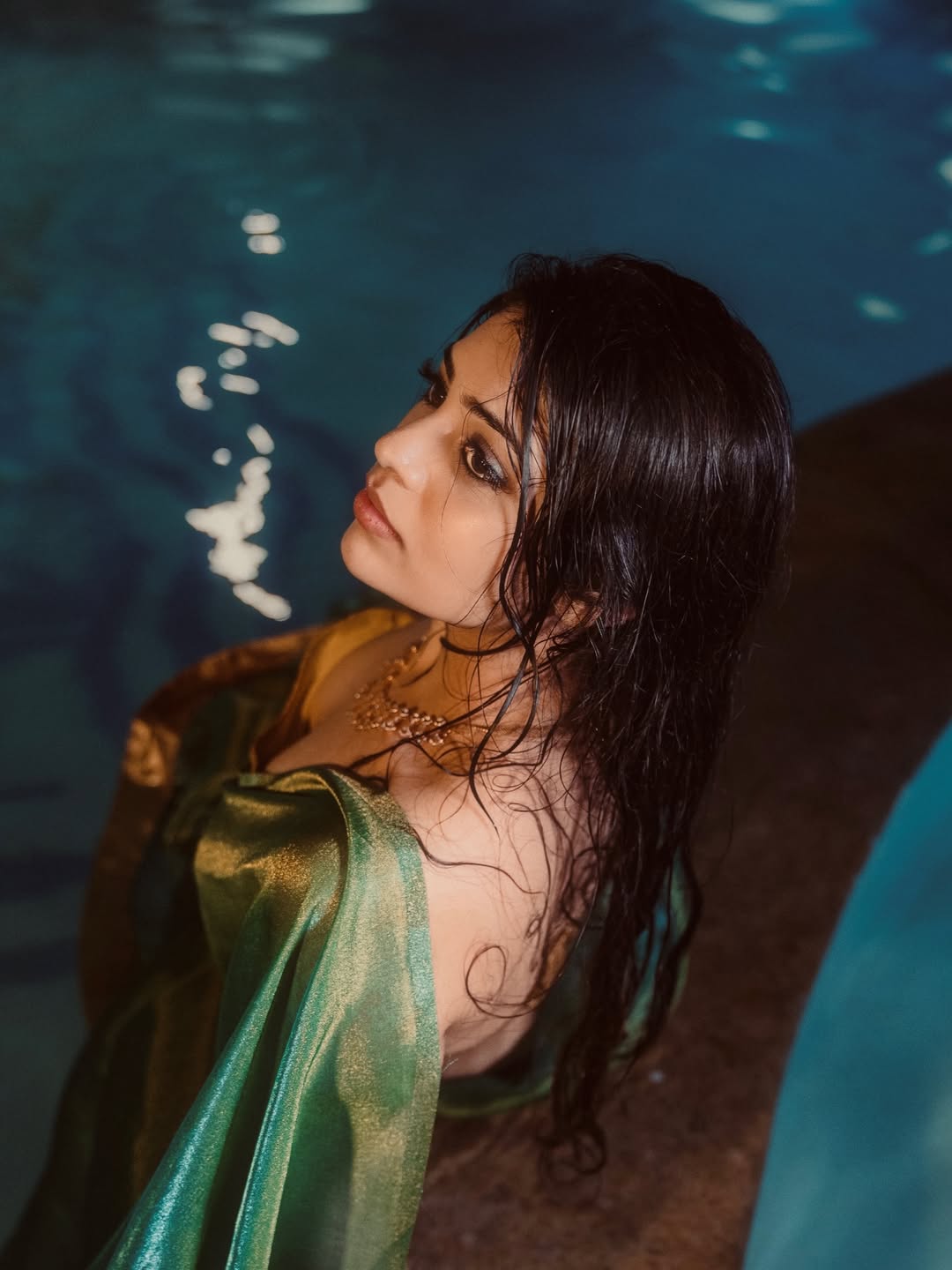 G8Sz_Maa4AMCPZH?format=jpg&name=large