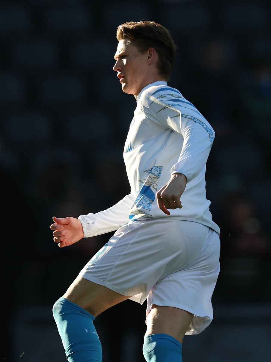 mctominay_HQ's tweet image. Scott mctominay 

 #UdineseNapoli