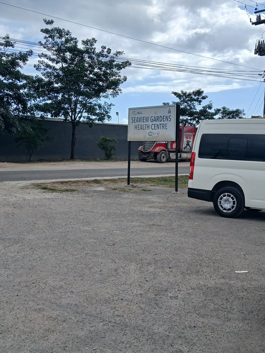 EzrinMorrisECC's tweet photo. The warmth of the sun is a representation of the residents in Seaview Gardens, Kingston that I spoke withon our #ECCCommunityFlex. #BuildingCommunities #12StandardsMatter @ECCJA @golebourne @cfranoBrighty @ItzzMell_ECC3 @GrantShaunette @KemoyLeslie @Stcy14226538 https://t.co/PkZvaphWGe