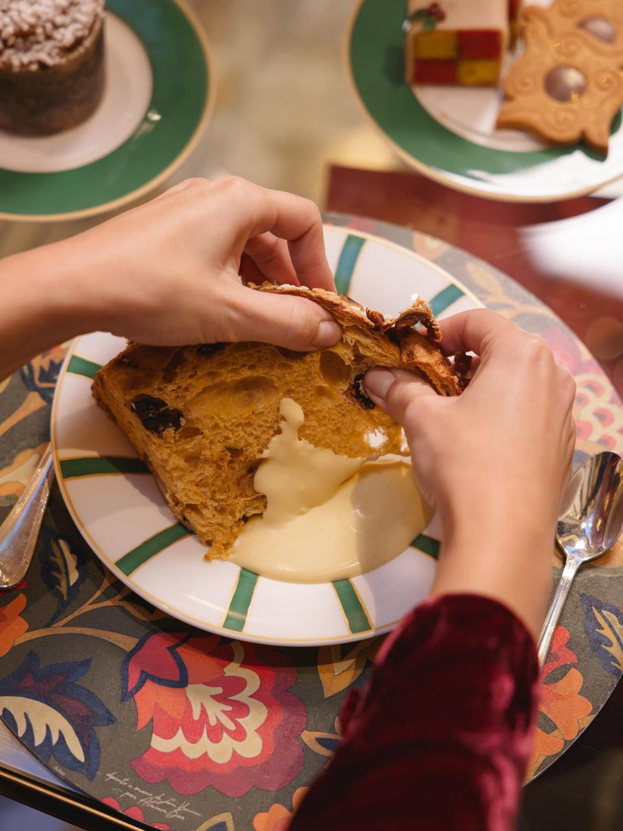 Four Seasons Firenze tweet media