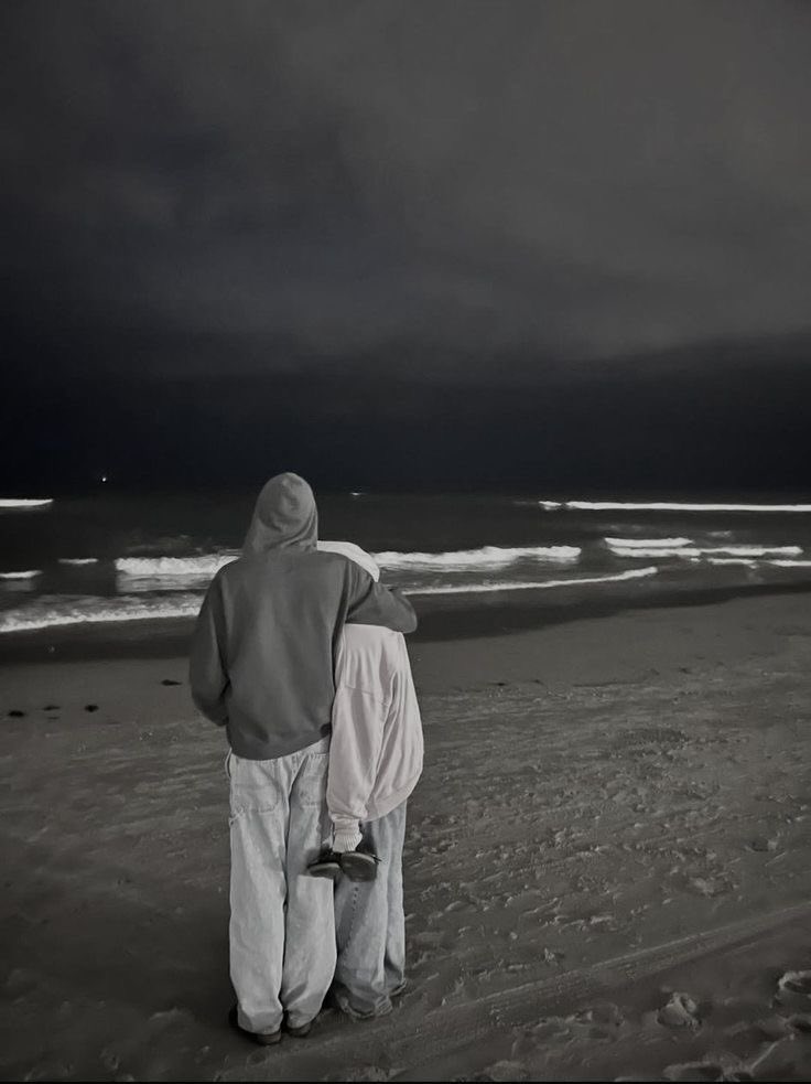 بحر 🌊 tweet media
