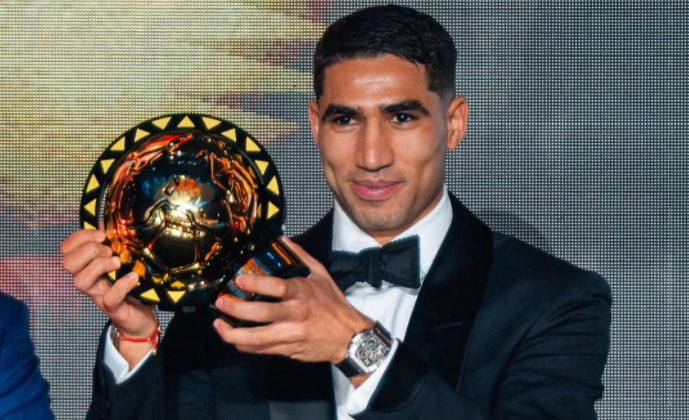 PARlSIEN's tweet image. Ballon d’or
Ballon d’or africain
Ballon d’or asiatique
The Best
Golden Boy
Trophée Yashin
Trophée UNFP meilleur joueur de L1
Entraîneur de l’année
Club de l’année
Directeur sportif de l’année

Le PSG 2024-2025 n’a rien laissé à personne.