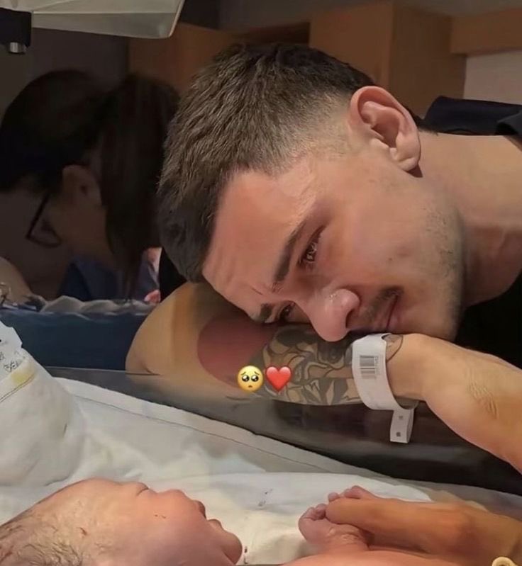 CleoFashions's tweet image. In that moment, love didn’t just exist — it multiplied, filling every space we didn’t know was empty.

#FamilyFun #MomLife